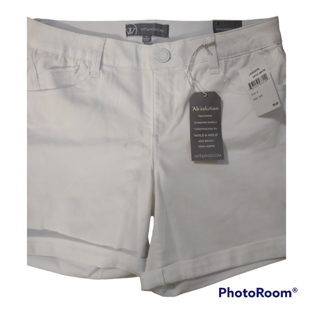 Wit & Wisdom Women's Ab-Solution Cuff Denim Shorts - Picture 3 of 6